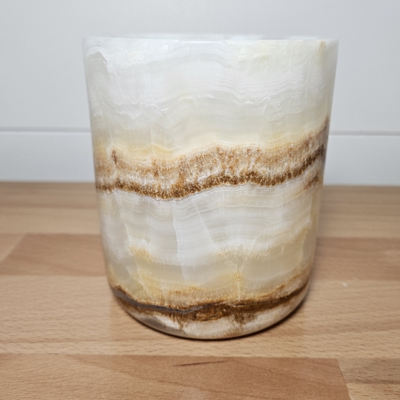 The Luxuriate Natural Onyx Candle Holder